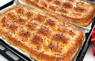 (ویدئو) طرز تهیه نان بربری به سبک ترکیه ای در فر