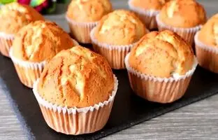 (ویدئو) طرز تهیه کیک یزدی خانگی، نرم و خوشمزه
