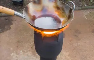 (ویدئو) نحوه درست کردن یک اجاق حرفه ای با کپسول گاز قدیمی