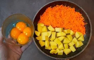 (ویدئو) با 2عدد سیب زمینی، یه هویج و تخم مرغ یه نهار خوشمزه واسه خودت درست کن