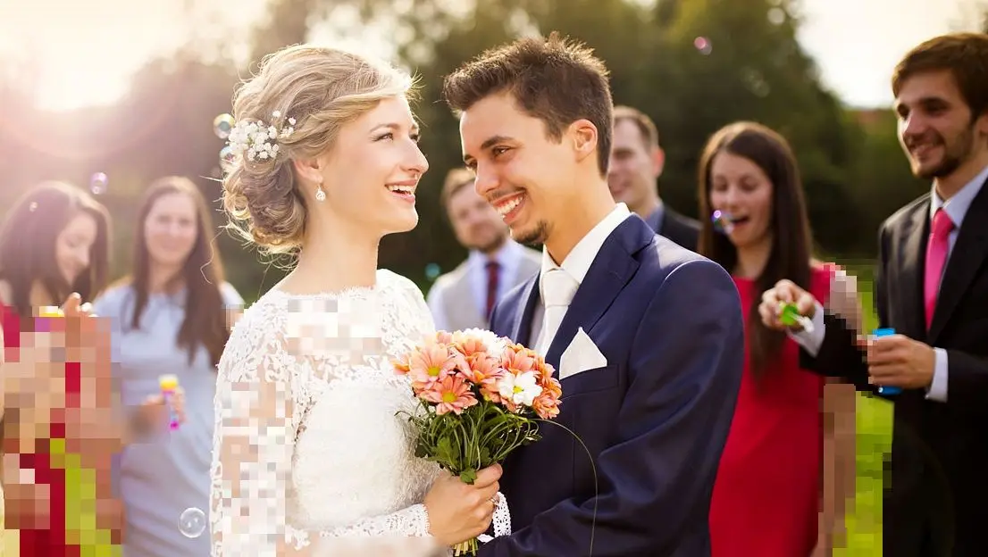 پوشیدن این 8 رنگ لباس در مراسم عروسی ممنوع!