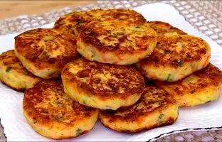 (ویدئو) با 3تا سیب زمینی، یه هویج و یه تخم مرغ یک کوکوی متفاوت و خوشمزه درست کن