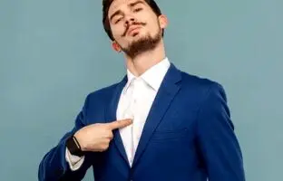 آیا خودشیفته‌ها موفق‌ترند؟!
