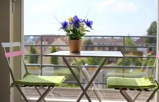 با این ایده‌های بهاری بالکن خونه‌ات رو رویایی کن!