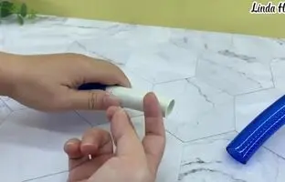 (ویدئو) اگر شلنگ آب سوراخ شد، به این شکل آسان سریعا تعمیرش کنید