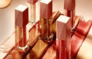اگه می‌خوای لب‌هات شاینی باشه این رژ لب ارزان رو امتحان کن!