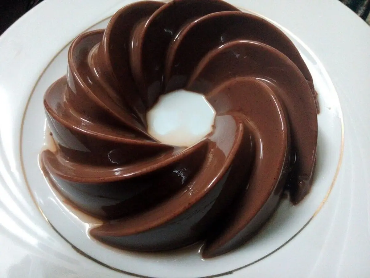 طرز تهیه دسر شکلاتی رژیمی، با خیال راحت دسر بخورید!