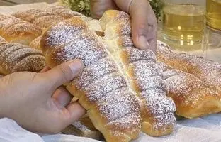 (ویدئو) طرز تهیه نان شکلاتی صبحانه با مغز نوتلا