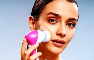 فیس براش چیست و چه فایده ای دارد؟ + آموزش استفاده