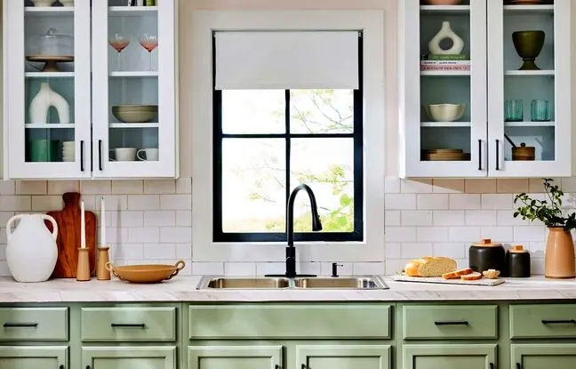 همه چیز درباره کابینت آشپزخانه؛ انواع، مزایا و معایب و راهنمای انتخاب کابینت مناسب