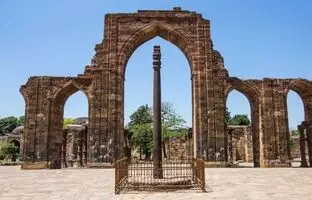 (تصاویر) معمای اسرارآمیز ستون آهنی 1600ساله‌ای که هرگز زنگ نزده
