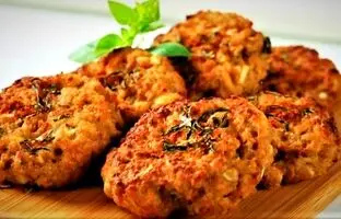 از آغوز کوکوی گیلانی نمی‌تونی بگذری! با این دستور به راحتی بپزش!