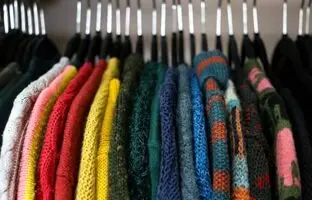 ۵ اشتباهی که هنگام انبار کردن لباس های زمستانی باید از آنها اجتناب کنید