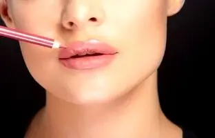 با مداد لب میشه چشمو آرایش کرد؟
