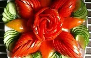 (ویدئو) تزئین گوجه و خیار برای مهمونی