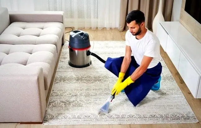 بهترین کار بعد از ریختن شیر روی فرش