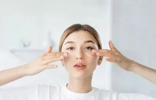برای رفع تیرگی دور چشم چکار کنیم؟ + معرفی بهترین محصول درمانی
