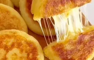 پنکیک سیب زمینی کُره‌ای نخوردی تا حالا؟! همین امشب درست کن!