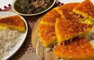 (ویدئو) یک ترفند ساده و سریع: فوت و فن ته دیگ زعفرانی مجلسی رو بلدی؟