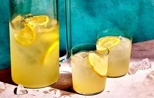 وقتشه روش تهیه این لیموناد شیک و خنک رو یاد بگیری
