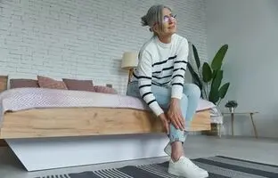 گرفتگی شبانه عضلات پا و راه های کنترل و پیشگیری از آن