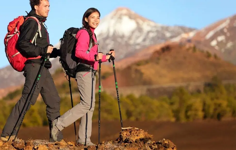 در طبیعت گردی چه لباسی بپوشیم بهتر است؟