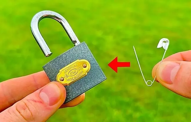 (ویدئو) دیگر نیازی به قفل ساز ندارید؛ سه روش برای باز کردن قفل بدون کلید!