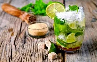 این شربت خوش طعم بهاری را سه سوته آماده کن