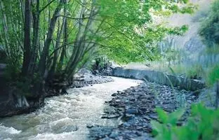 باورنکردنی‌ترین روستاهای مشهد که باید در فصل بهار و تابستان ببینیم