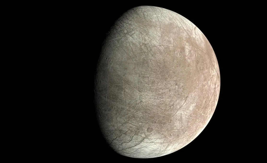 شناسایی فرورفتگی‌های مرموز روی سطح صاف‌ترین کرۀ منظومۀ شمسی