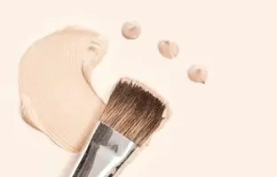 ترفند آرایشگران برای ماسیده نشدن کرم پودر
