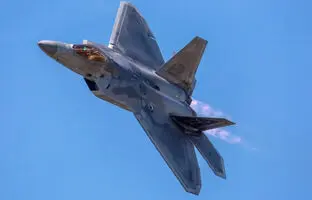 ۳ دلیل برای اینکه چرا ایالات متحده جنگنده F-22 Raptor را به هیچ کشوری نمی فروشد