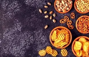 خوراکی هایی که شما را زودتر پیر می‌کنند