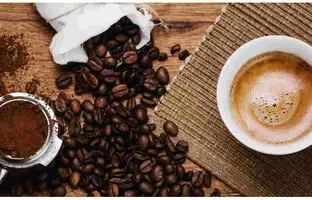 چه زمانی از روز برای نوشیدن قهوه مناسب است؟