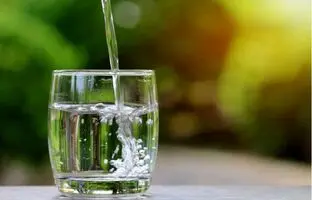 آب گرم یا آب سرد؟ کدام یک برای سلامتی بهتر است؟