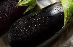 عوارض خوردن بیش از حد بادمجان را می‌دانید؟