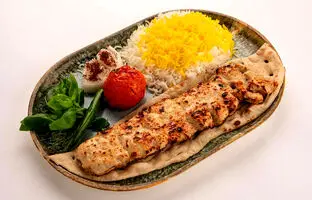 (ویدئو) طرز تهیه کباب کوبیده مرغ در تابه بدون نیاز به منقل