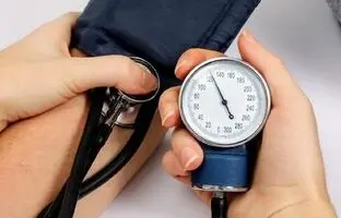 خواب آشفته، فشار خونی بالا؛ چگونه الگوی خوابتان را برای سلامتی قلبتان تنظیم کنید