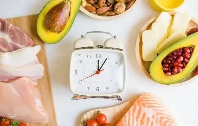 در رژیم فستینگ چه بخوریم ؟