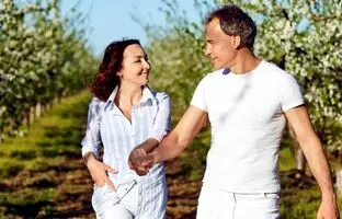 8 عادت مردانی که عشق حقیقی را دیر پیدا می‌کنند