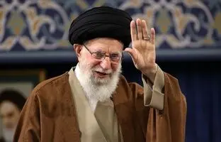 (ویدئو) رهبر انقلاب رایشان را به صندوق انداختند