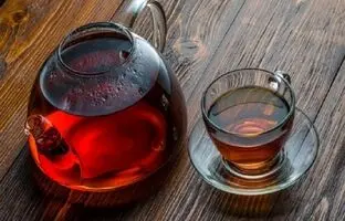 چای پررنگ برای این افراد سم است