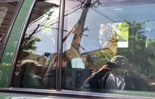 (ویدئو) احمدی‌نژاد راهی وزارت کشور شد