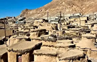 ماخونیک: روستایی که به سرزمین لی لی پوت های ایران شهرت دارد!