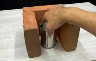 (ویدئو) نحوه درست کردن یک چراغ خوراک پزی الکلی ساده با قوطی کنسرو