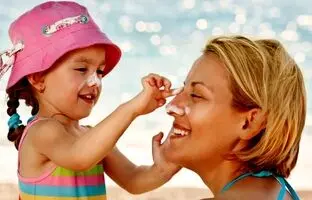 چرا نباید از کرم ضد آفتاب از سال پیش مانده، استفاده کرد؟