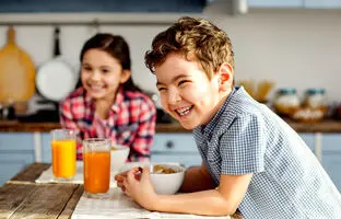 ۸ تا از بهترین صبحانه ها برای کودکان