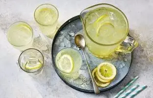 نذری آسان و کم هزینه: طرز تهیه شربت آبلیمو نذری در کمترین زمان ممکن