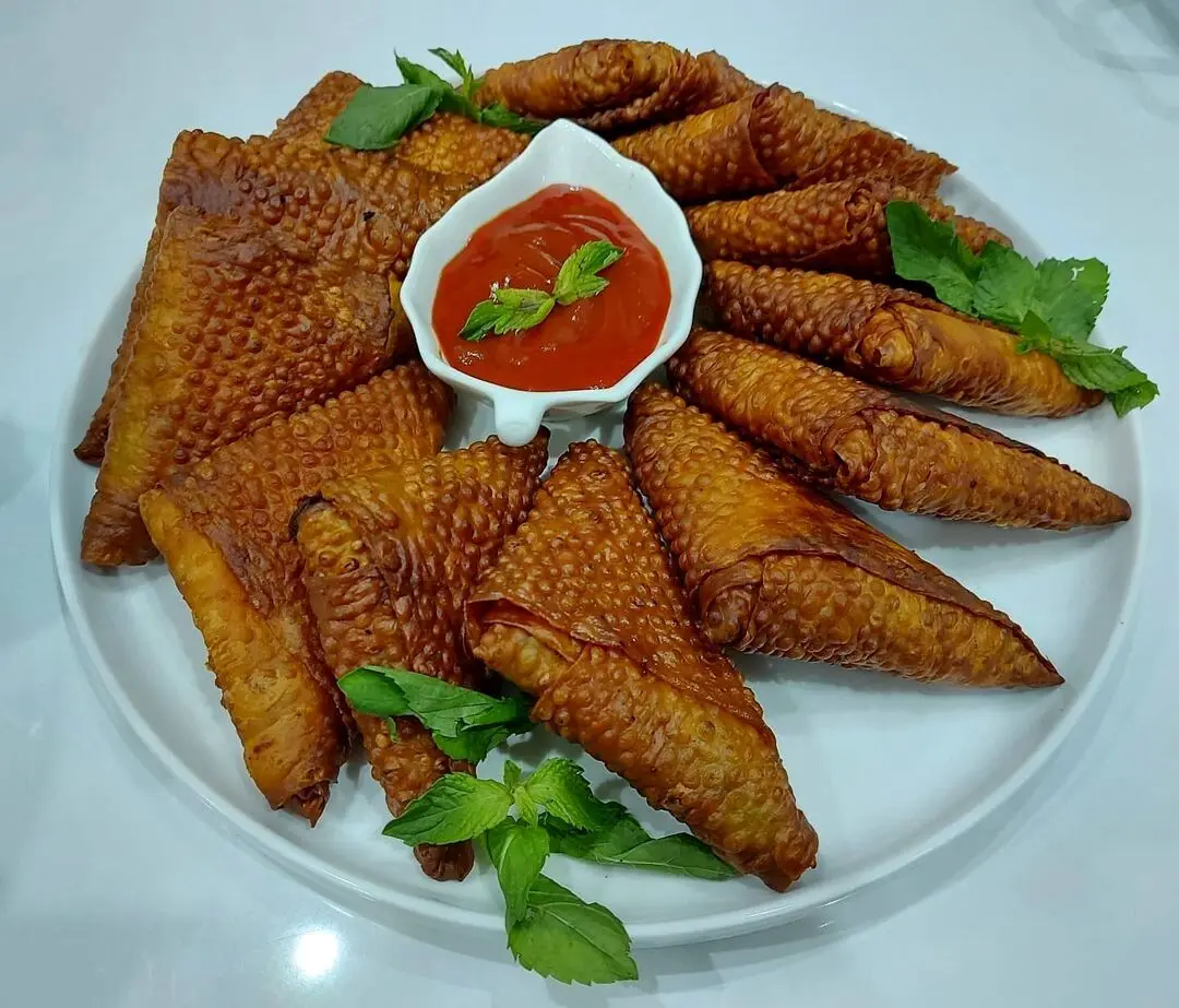 برای ۵۰ نفر نذری آماده کنید؛ سمبوسه، لقمه نذری متفاوت