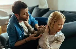 زن ها در این ۵ موقعیت به شوهرشان نیاز دارند